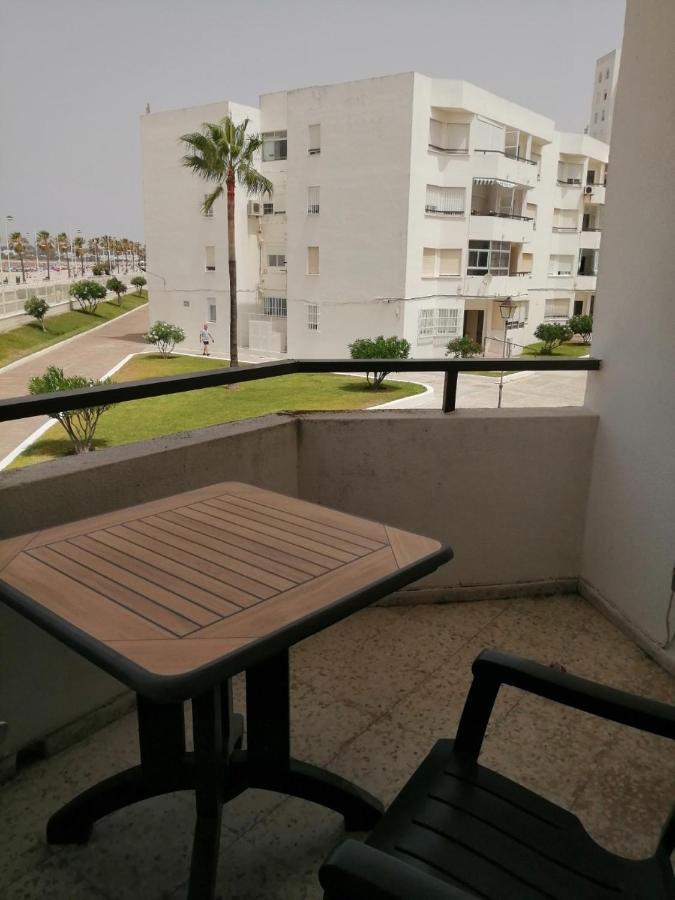 Apartamentos Playa Valdelagrana 엘푸에르토데산타마리아 외부 사진